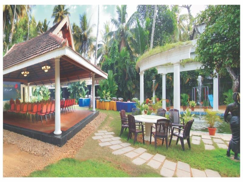Hotel Chanakya Thiruvananthapuram Dış mekan fotoğraf